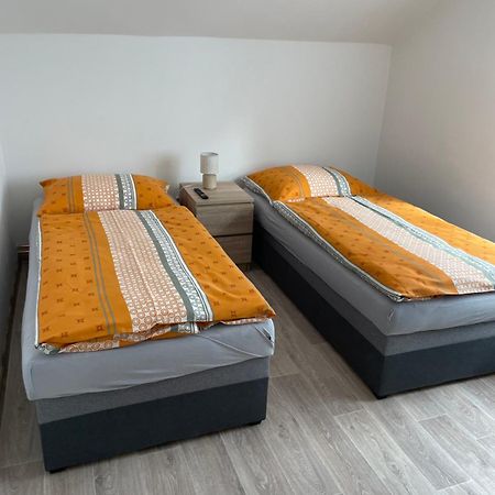 דצ'ין Apartmany Ferie מראה חיצוני תמונה