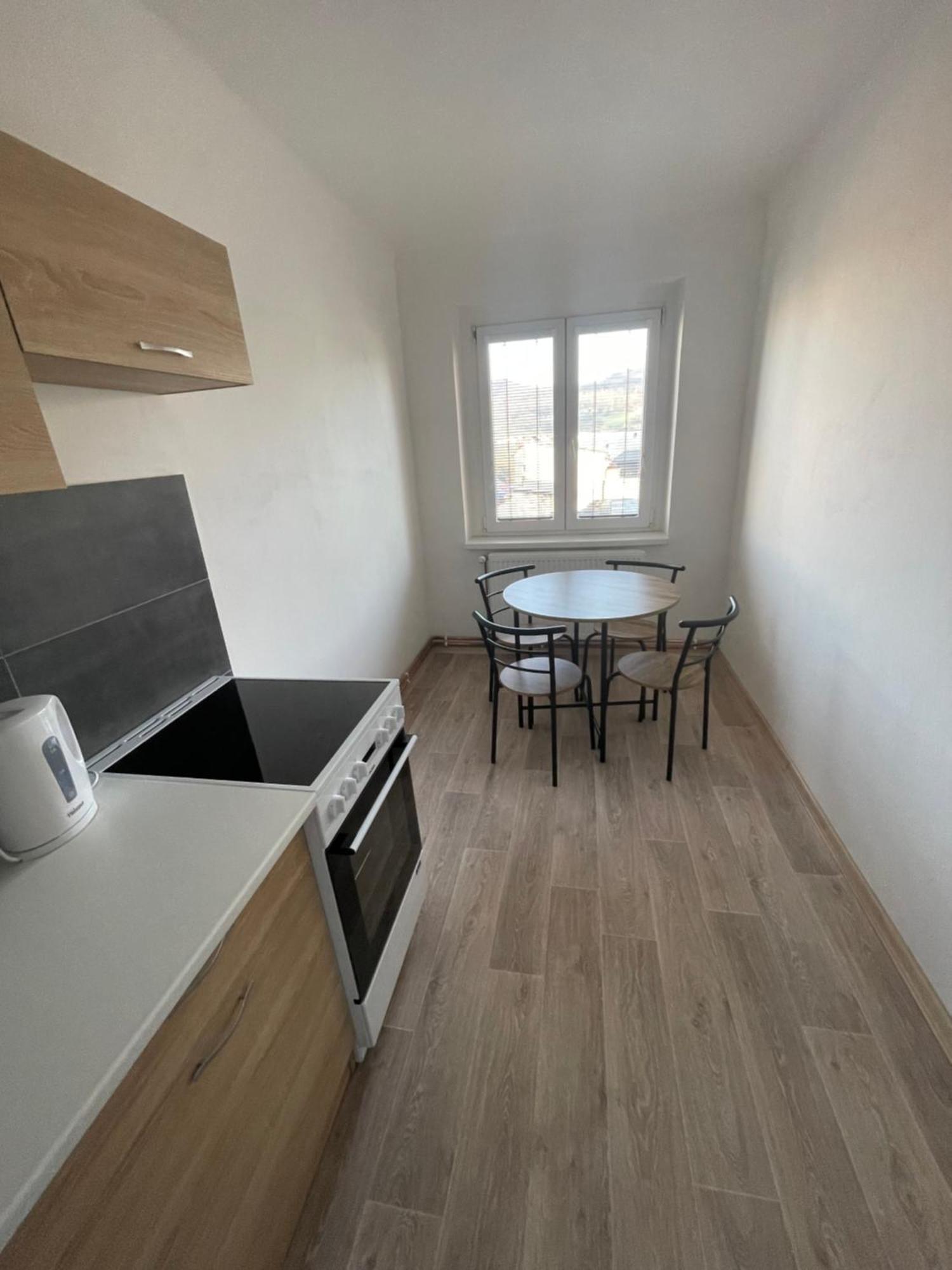 דצ'ין Apartmany Ferie מראה חיצוני תמונה