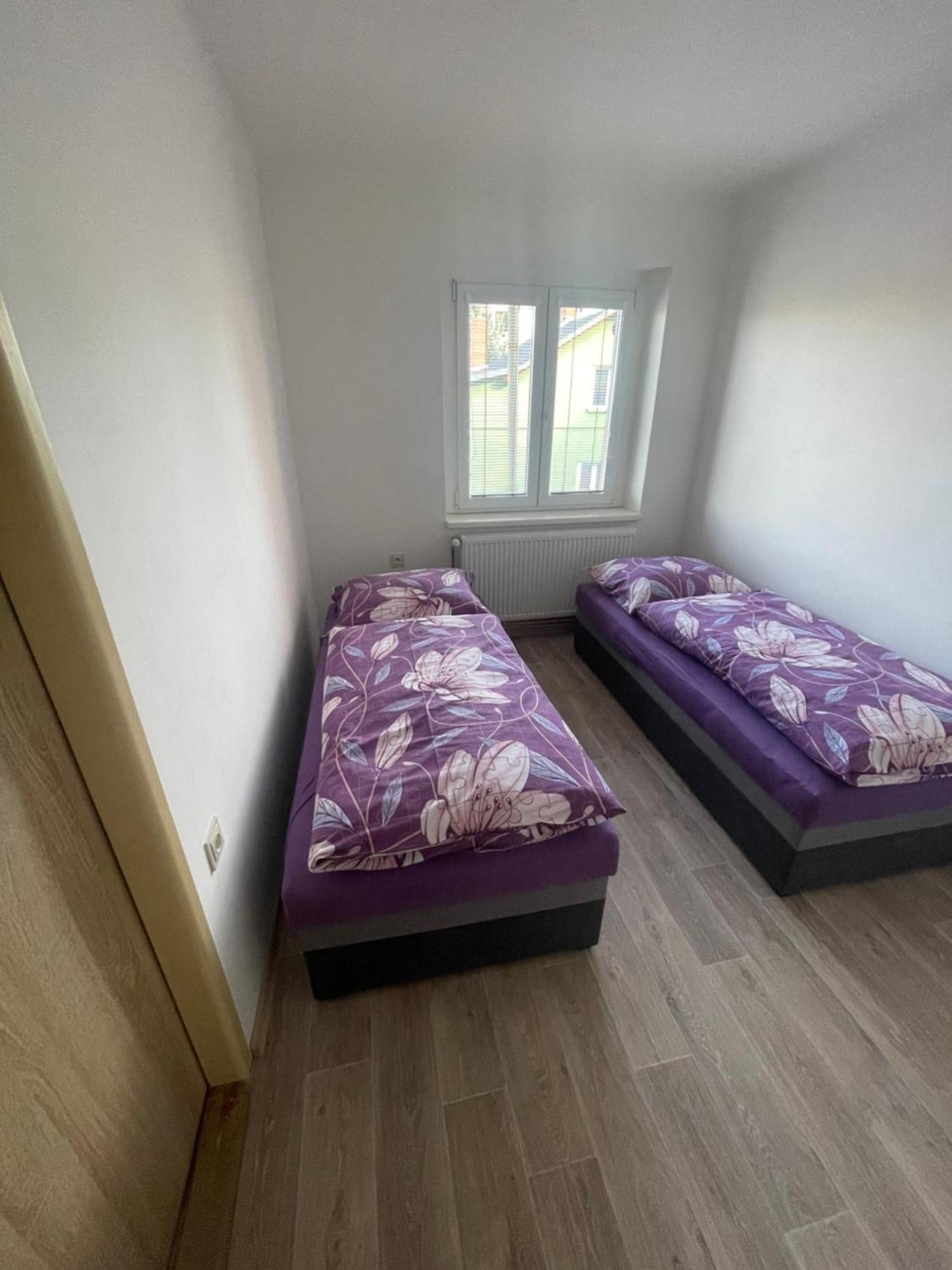 דצ'ין Apartmany Ferie מראה חיצוני תמונה