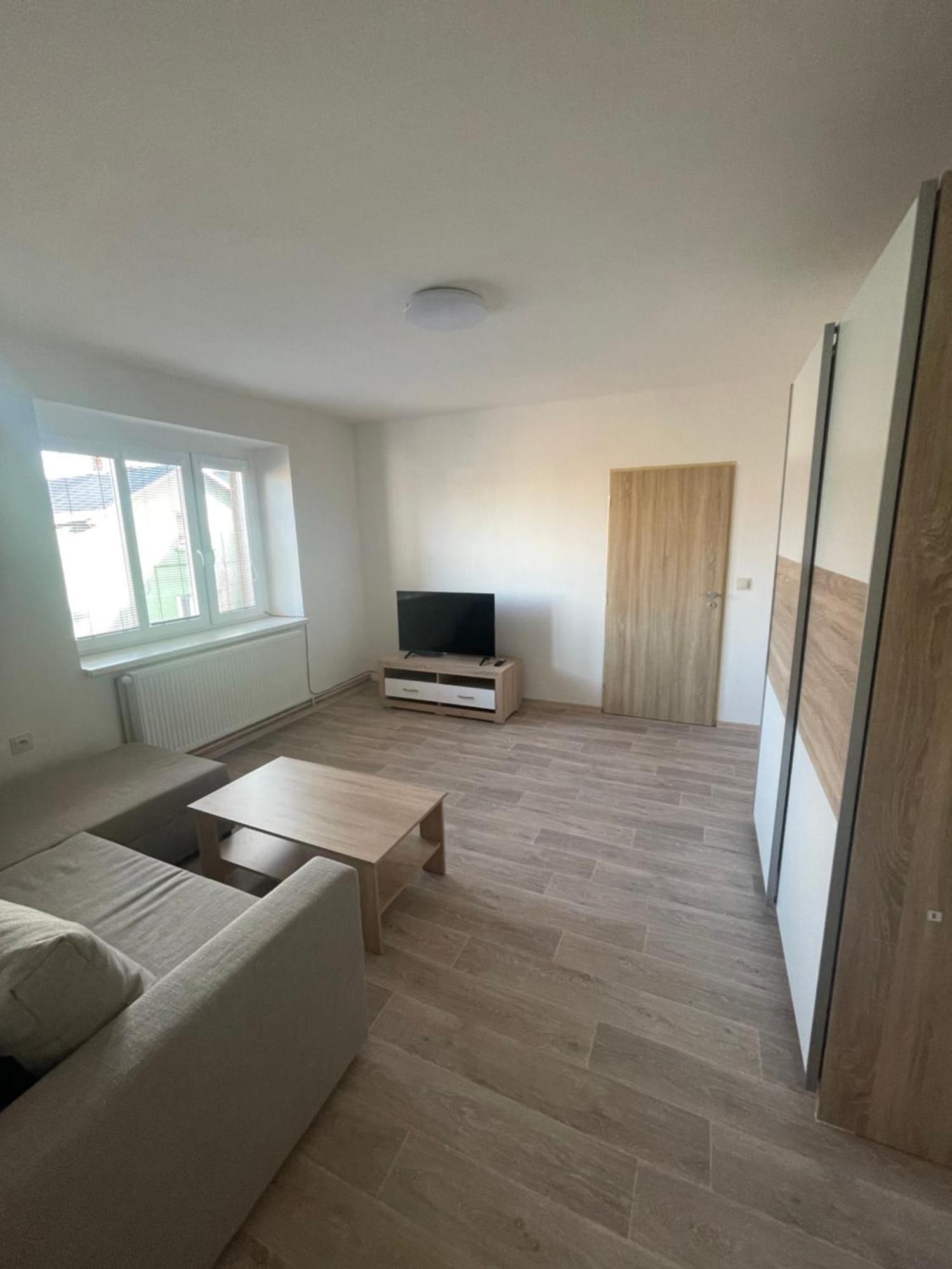 דצ'ין Apartmany Ferie מראה חיצוני תמונה