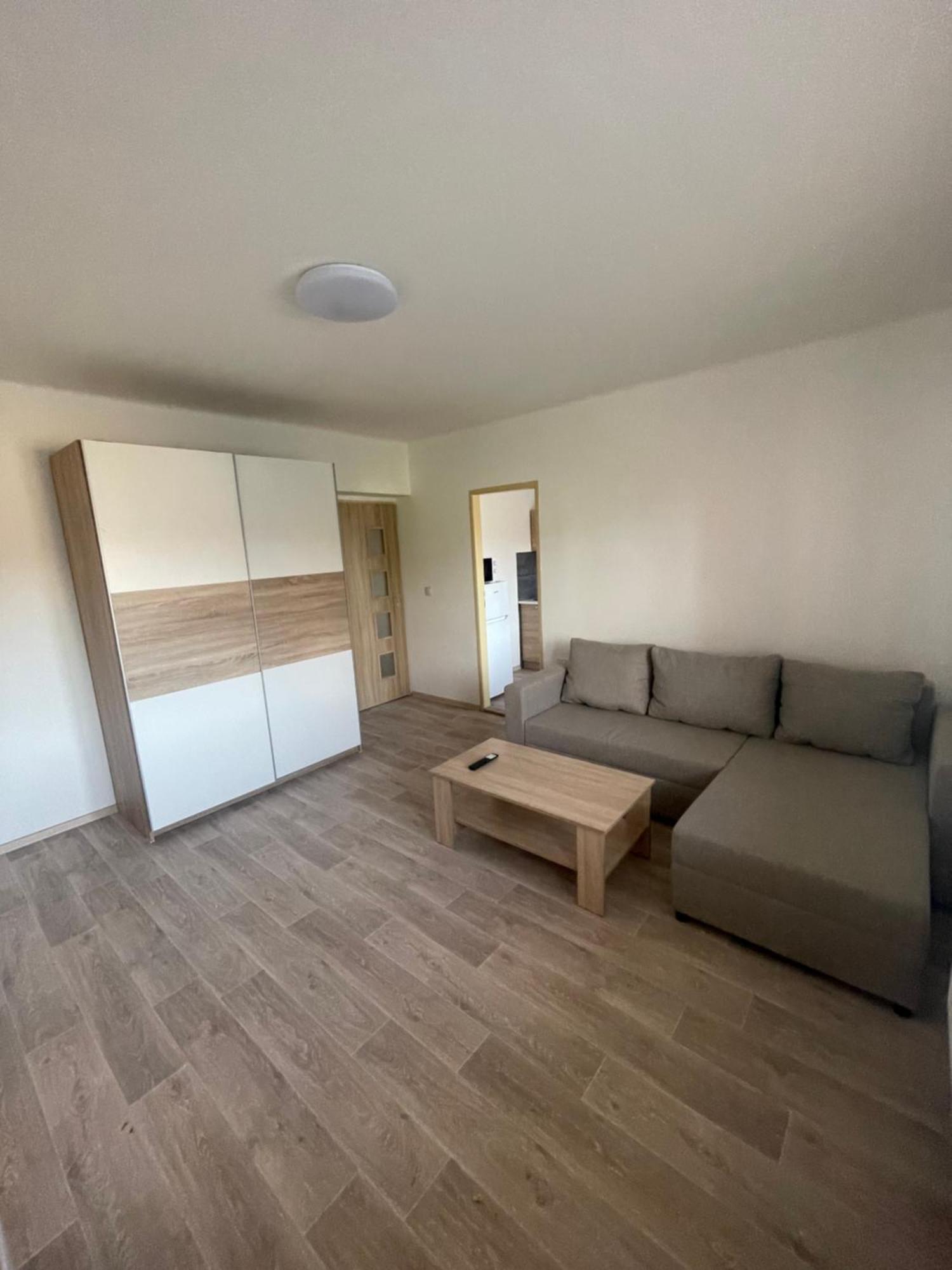 דצ'ין Apartmany Ferie מראה חיצוני תמונה