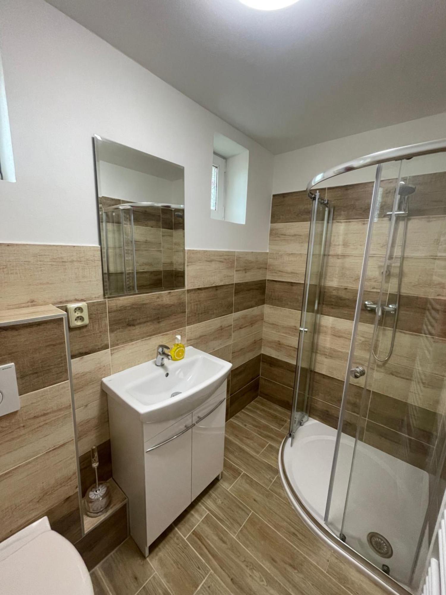 דצ'ין Apartmany Ferie מראה חיצוני תמונה
