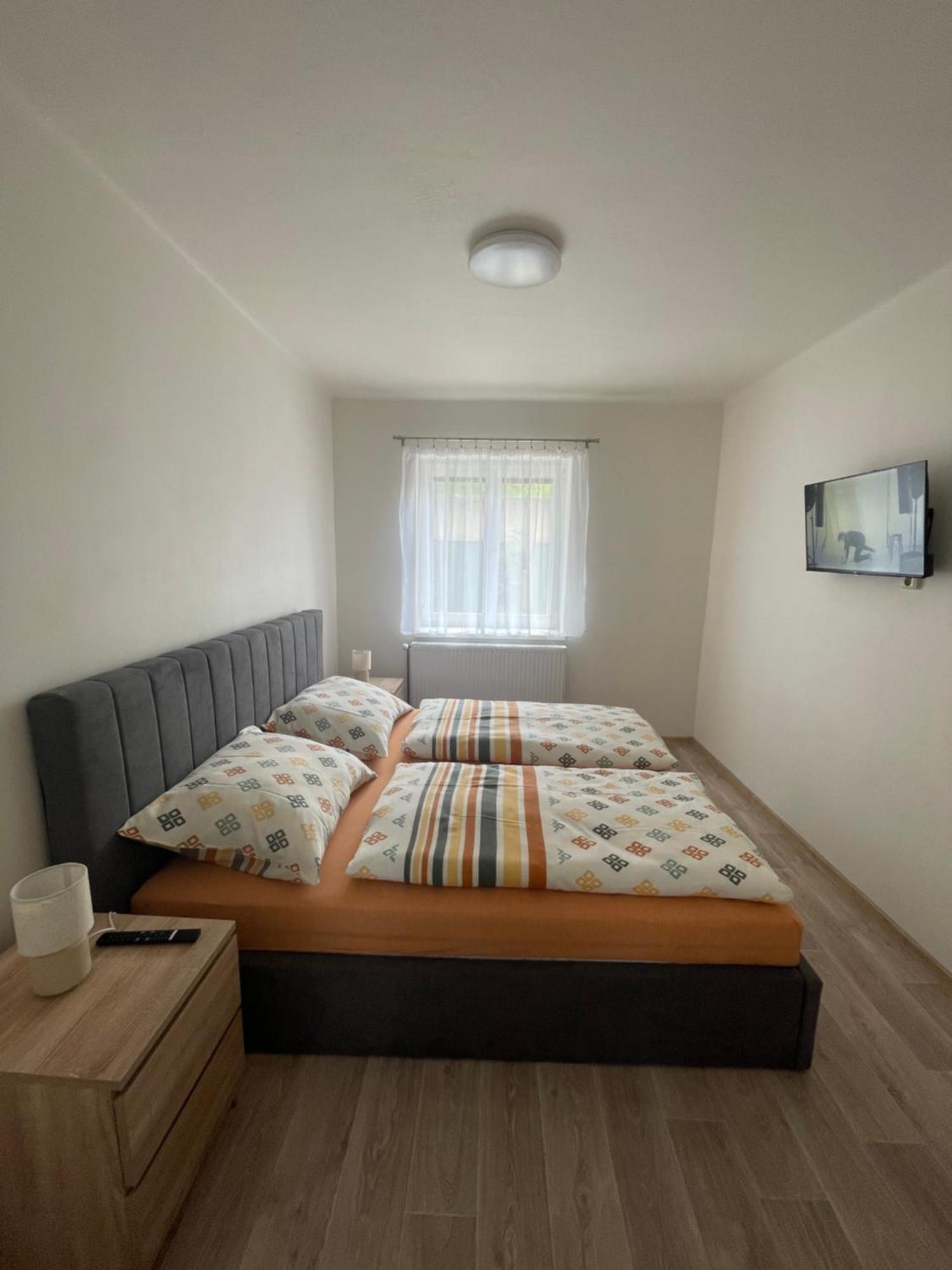 דצ'ין Apartmany Ferie מראה חיצוני תמונה