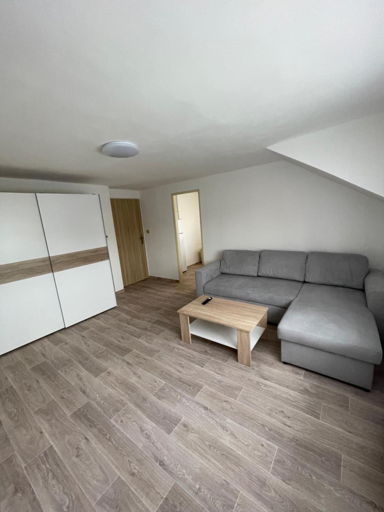 דצ'ין Apartmany Ferie מראה חיצוני תמונה